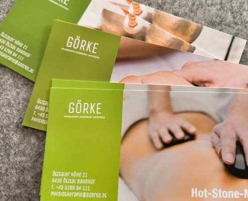 Drei Kartensets/ Flyer für eine Physiotherapeutin in Oetz
